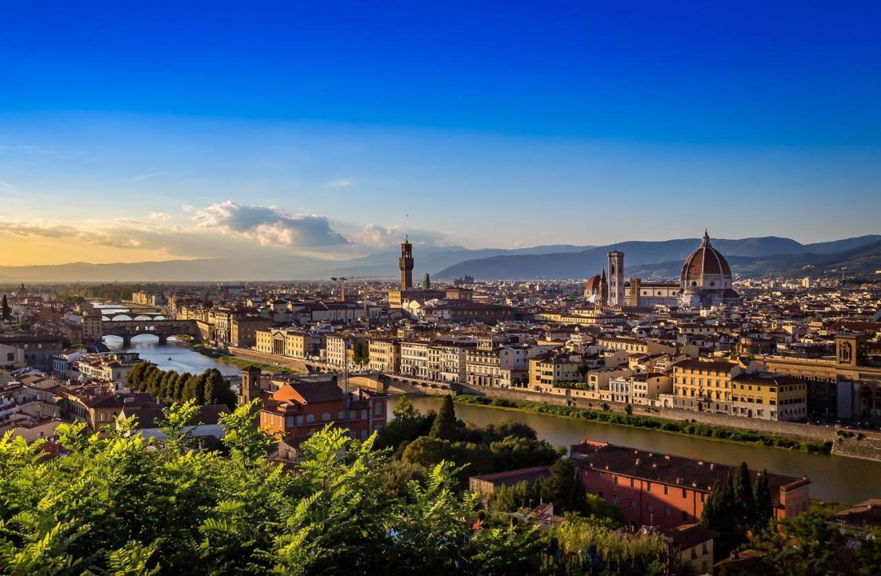 Maison Pitti Firenze Bagian luar foto