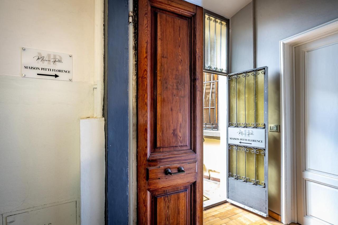 Maison Pitti Firenze Bagian luar foto