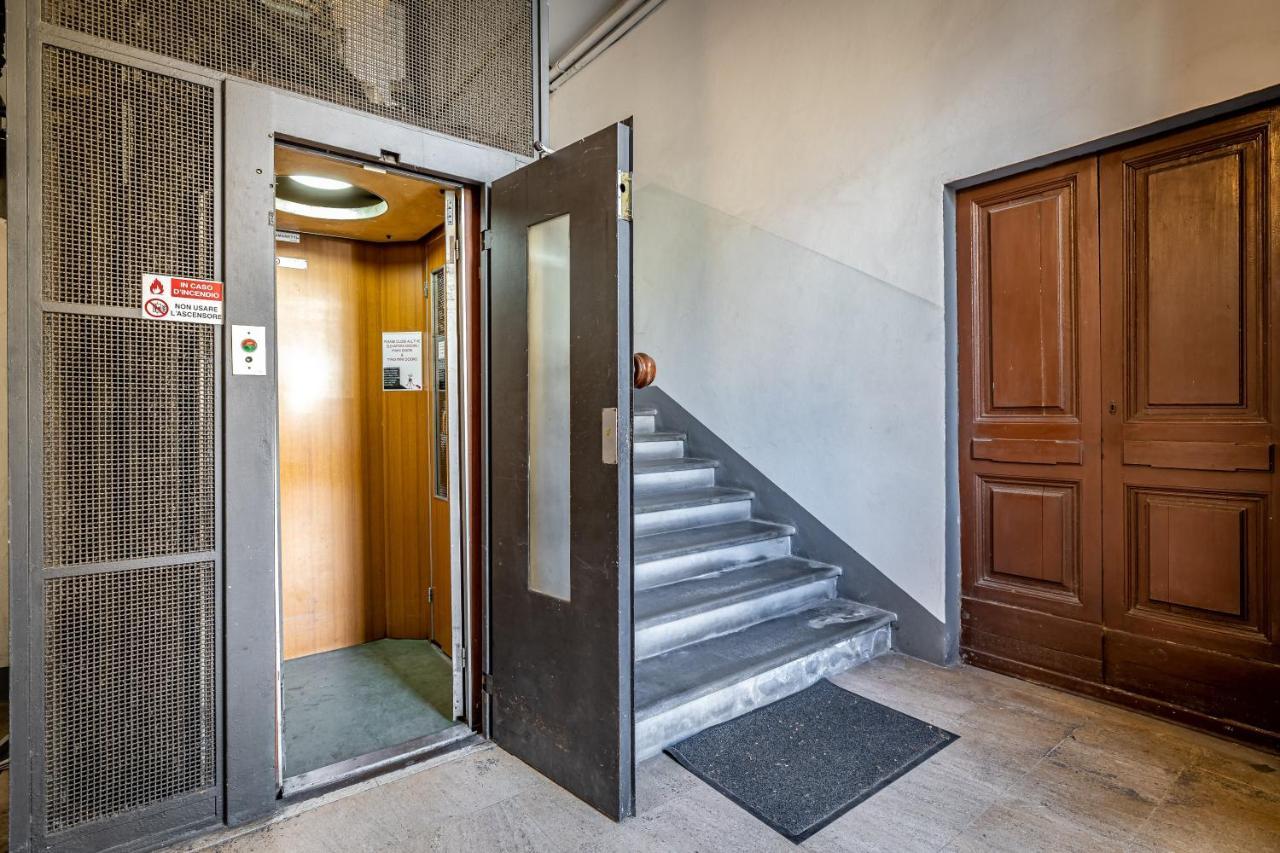 Maison Pitti Firenze Bagian luar foto