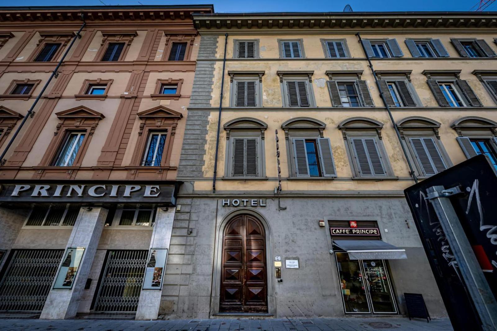 Maison Pitti Firenze Bagian luar foto